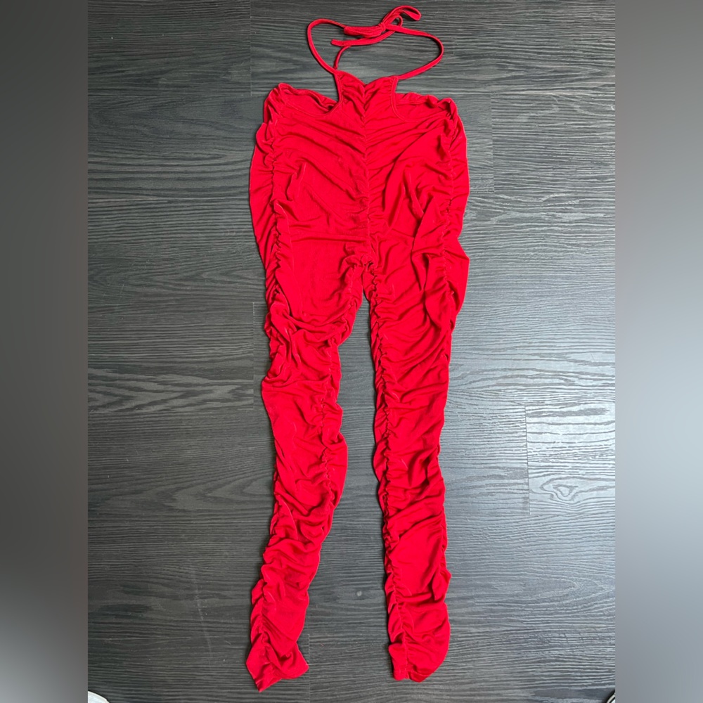 Red scrunch pants